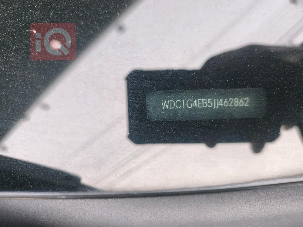 مرسيدس بنز GLA